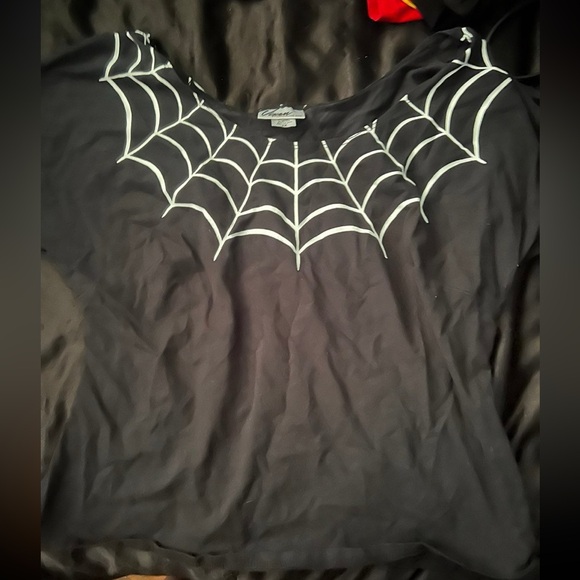 Spiderweb Fitted Scoop Neck Top by Vixen Micheline Pitt sz 2X - Picture 3 of 4